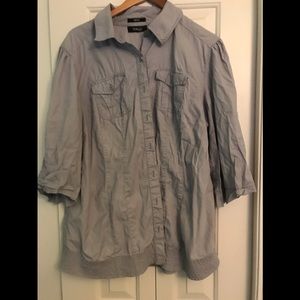 EUC Button down shirt with adjustable sleeves